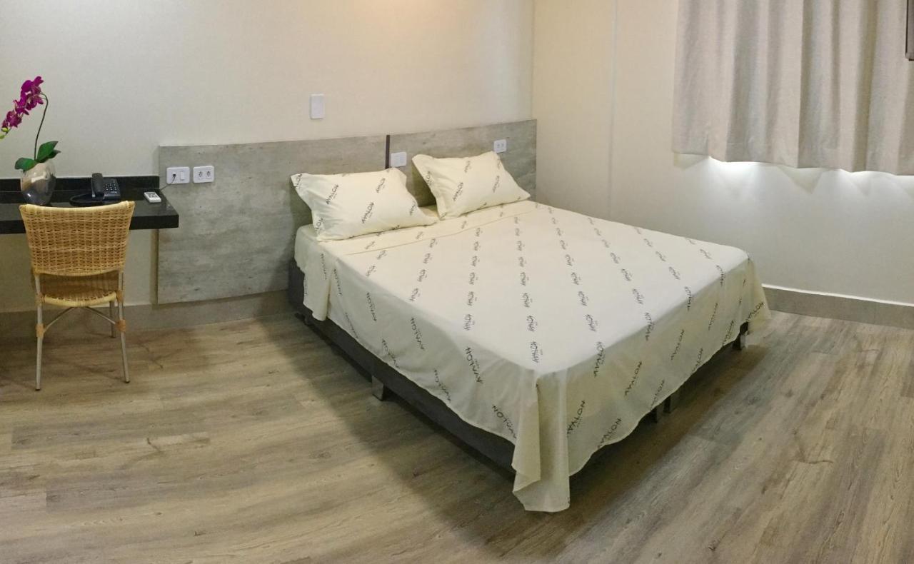 Hotel Avalon Maringa Economico ภายนอก รูปภาพ