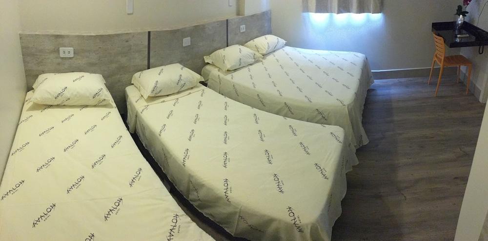 Hotel Avalon Maringa Economico ภายนอก รูปภาพ